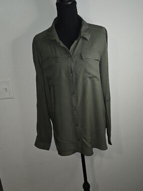 a.n.a Long-Sleeve Button-Down Shirt